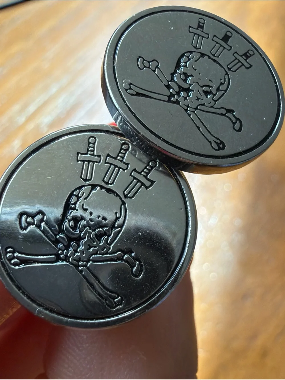 Skull And Crossbones Men’s Round Silver Tone Cufflinks Bullet Back